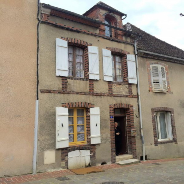 Offres de vente Maison Villeneuve-sur-Yonne 89500